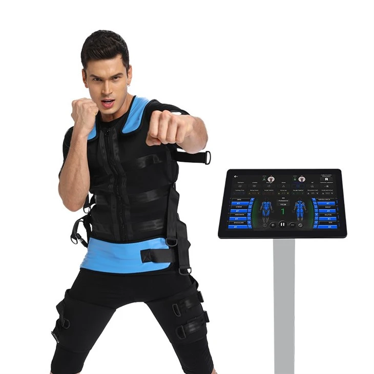 Workout With Ems Electrostimulation Suit For Personal Trainers Workout With Ems Electrostimulation Suit For Personal Trainers